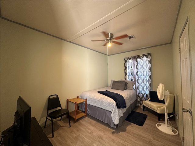 6038 Horizon Dr, Corpus Christi, TX 78408