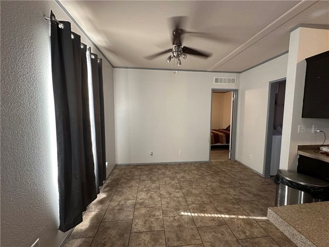 6038 Horizon Dr, Corpus Christi, TX 78408