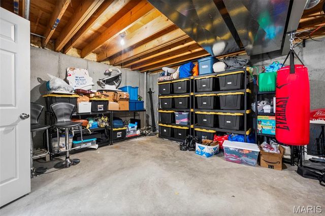 200 Westwind Estates Court, Valley Park, MO 63088