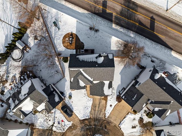 200 Westwind Estates Court, Valley Park, MO 63088