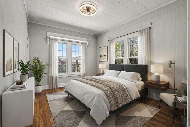 605 W Crockett Street, Ennis, TX 75119