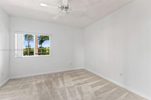 7739 Southampton Terrace 308, Tamarac, FL 33321