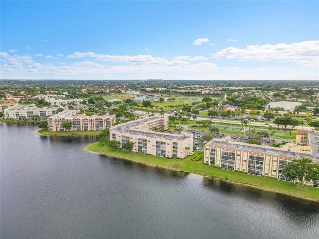 7739 Southampton Terrace 308, Tamarac, FL 33321