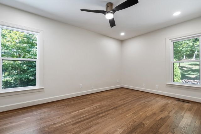 6001 Andover Dr, Nashville, TN 37215