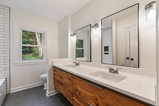 6001 Andover Dr, Nashville, TN 37215