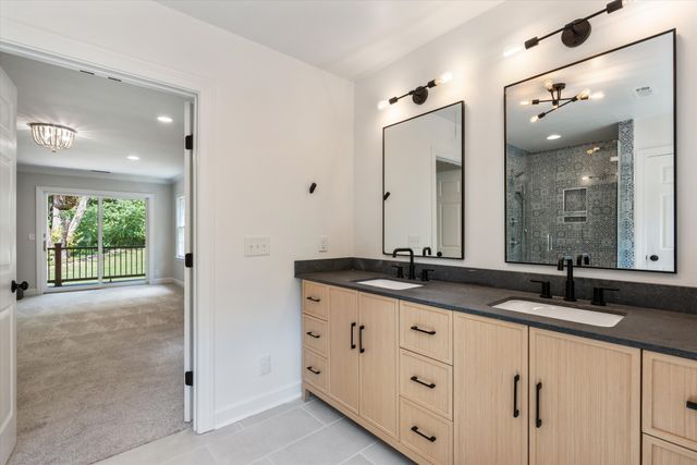 6001 Andover Dr, Nashville, TN 37215