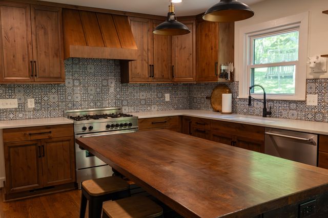 6001 Andover Dr, Nashville, TN 37215