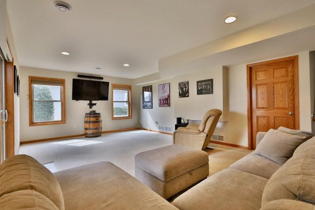 430 21st Street, Prairie Du Sac, WI 53578