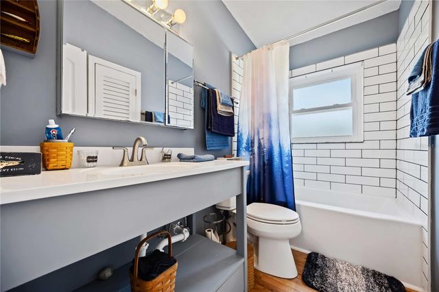 1915 3RD AVENUE E, Bradenton, FL 34208