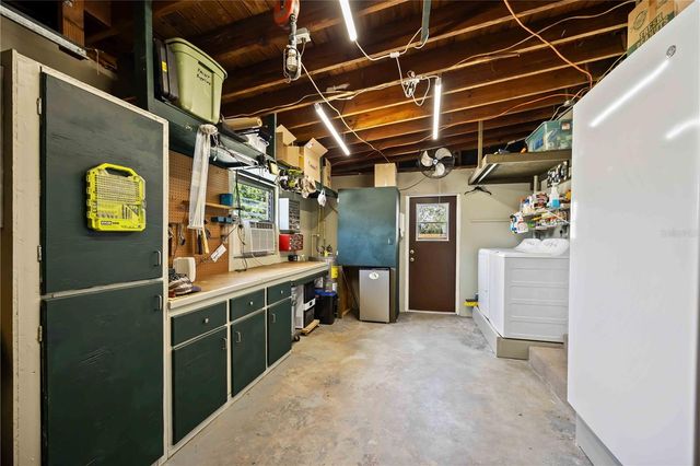 1915 3RD AVENUE E, Bradenton, FL 34208