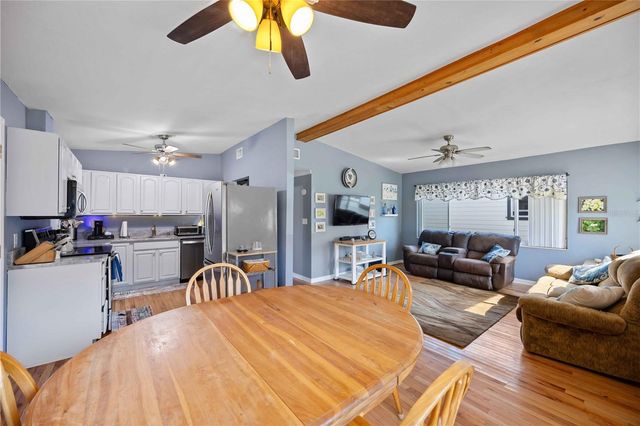 1915 3RD AVENUE E, Bradenton, FL 34208