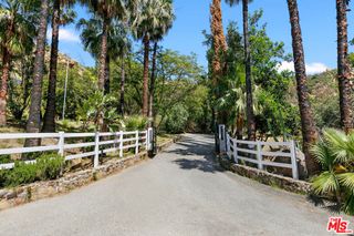 260 Loma Metisse Road, Malibu, CA 90265