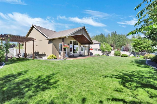 202 E Alexa Ct, Spokane, WA 99208