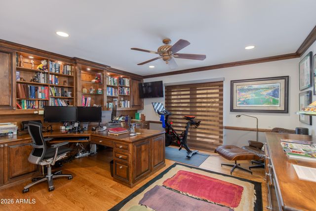 2737 E ARIZONA BILTMORE Circle 2, Phoenix, AZ 85016