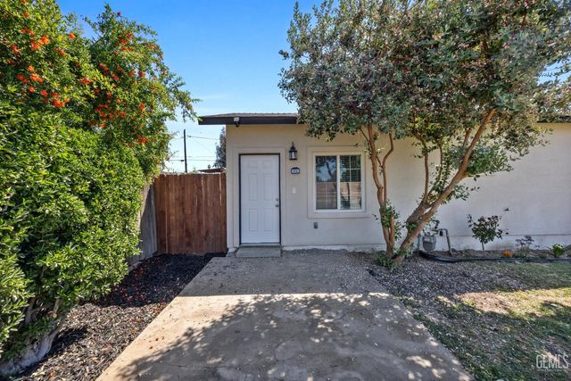 418 Olive Street, Bakersfield, CA 93304