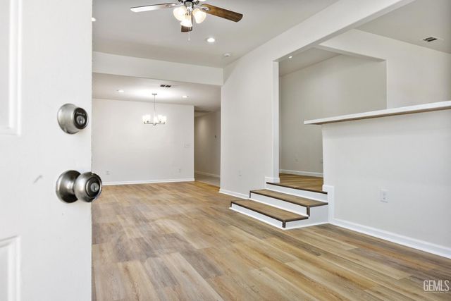 418 Olive Street, Bakersfield, CA 93304