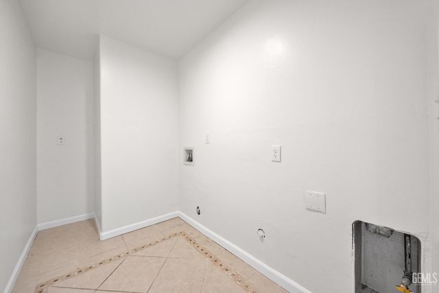 418 Olive Street, Bakersfield, CA 93304
