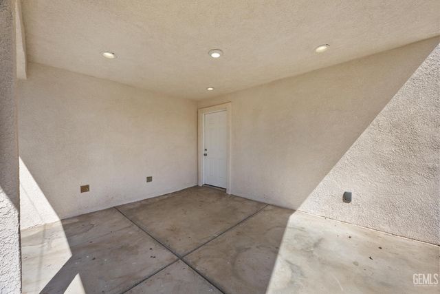 418 Olive Street, Bakersfield, CA 93304