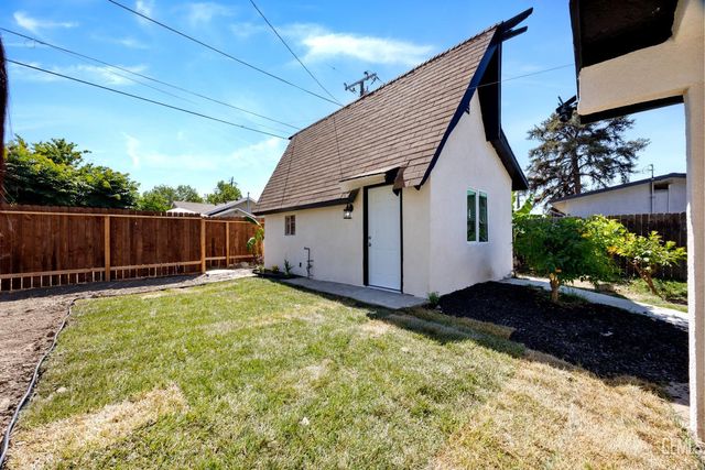 418 Olive Street, Bakersfield, CA 93304