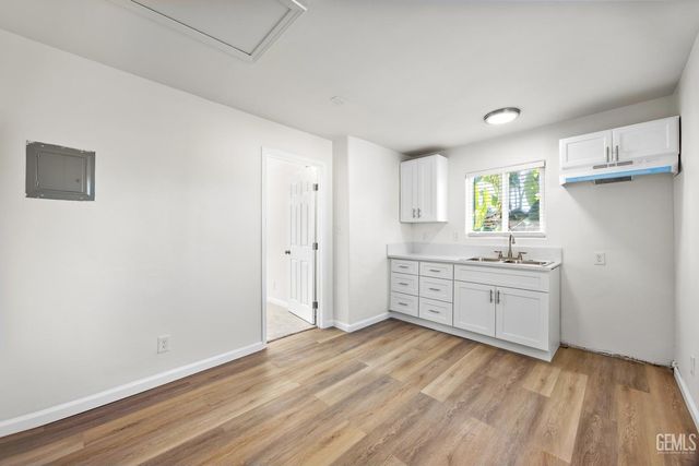 418 Olive Street, Bakersfield, CA 93304