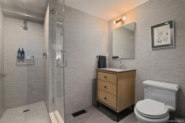 21 Black Spring Road, Pound Ridge, NY 10576