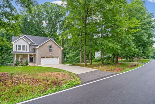 4515 Chester Harris Road, Woodlawn, TN 37191