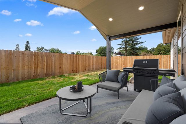 4217 N Locust Rd, Spokane, WA 99206