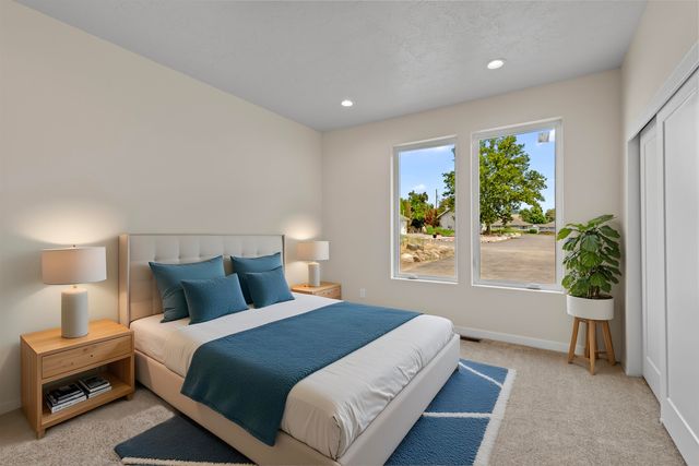 4217 N Locust Rd, Spokane, WA 99206