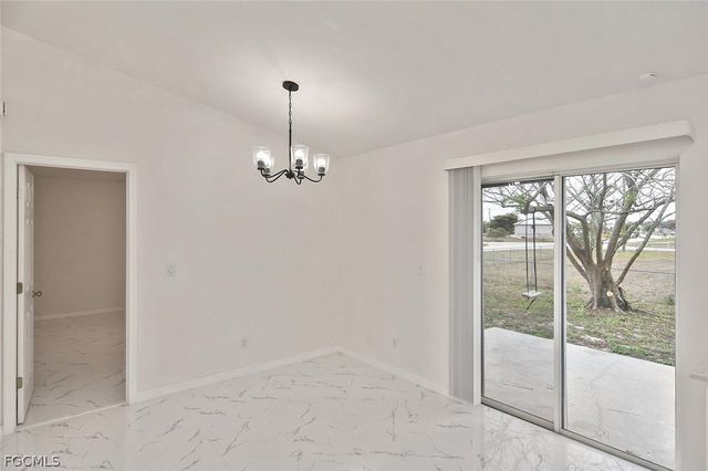 530 Peerless CIR, Lehigh Acres, FL 33974