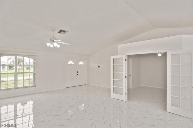 530 Peerless CIR, Lehigh Acres, FL 33974