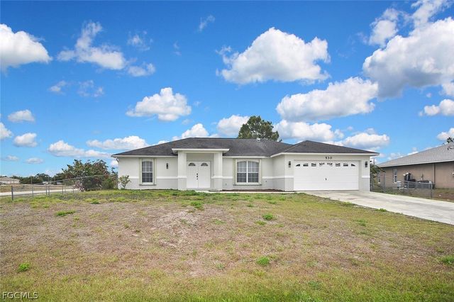 530 Peerless CIR, Lehigh Acres, FL 33974