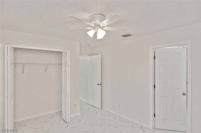 530 Peerless CIR, Lehigh Acres, FL 33974