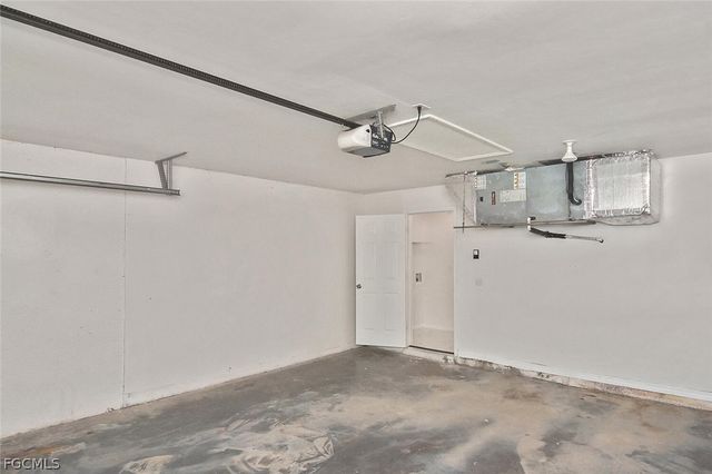 530 Peerless CIR, Lehigh Acres, FL 33974