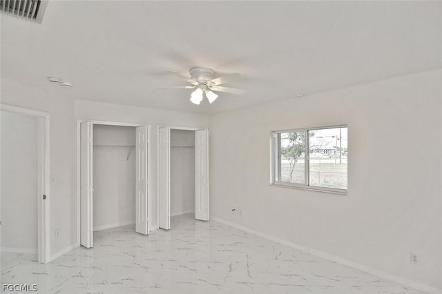 530 Peerless CIR, Lehigh Acres, FL 33974