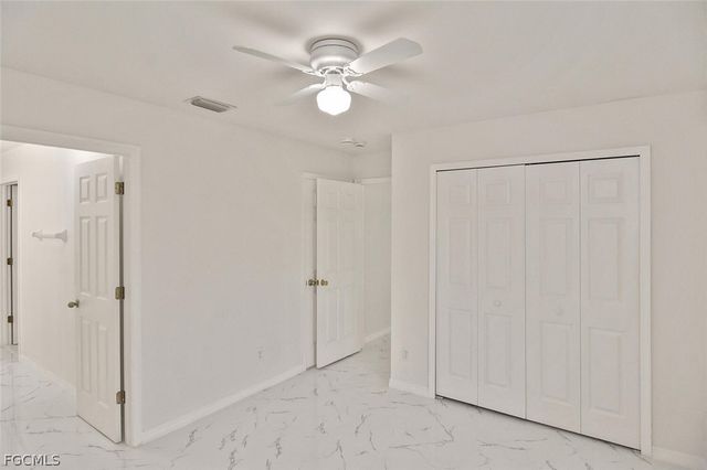 530 Peerless CIR, Lehigh Acres, FL 33974