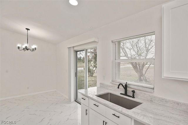 530 Peerless CIR, Lehigh Acres, FL 33974