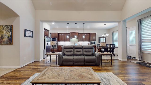 16826 E Green Ripple Circle, Cypress, TX 77433