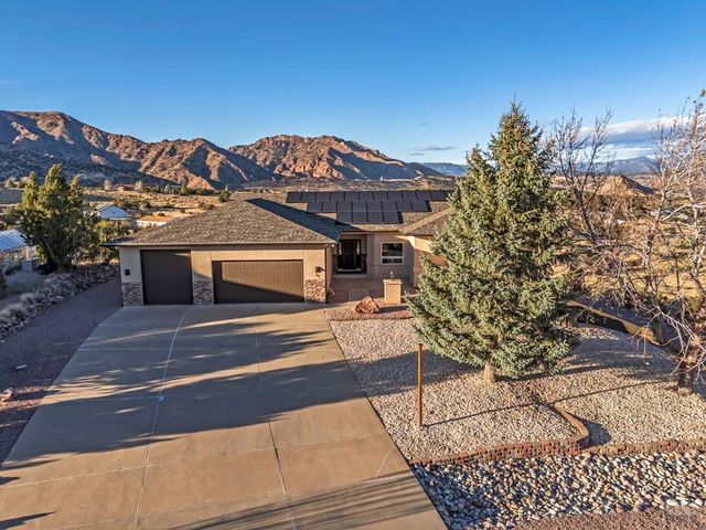 29 Kyndra Court, Canon City, CO 81212
