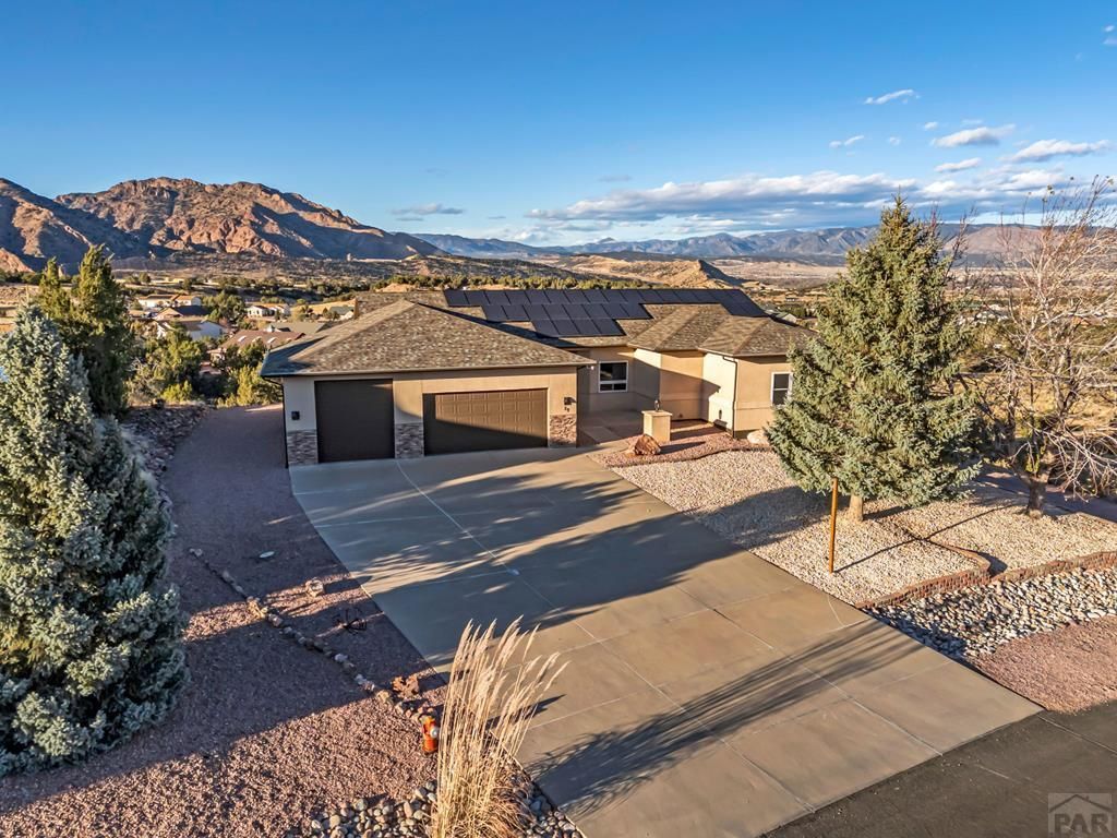 29 Kyndra Court, Canon City, CO 81212