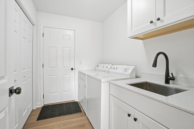 964 Ryan Court, Crown Point, IN 46307