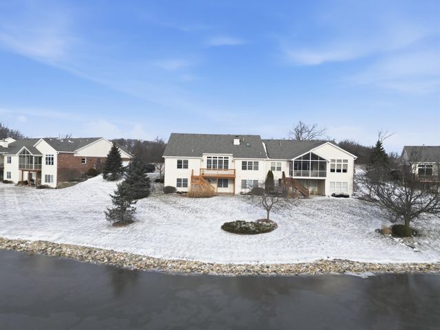 964 Ryan Court, Crown Point, IN 46307