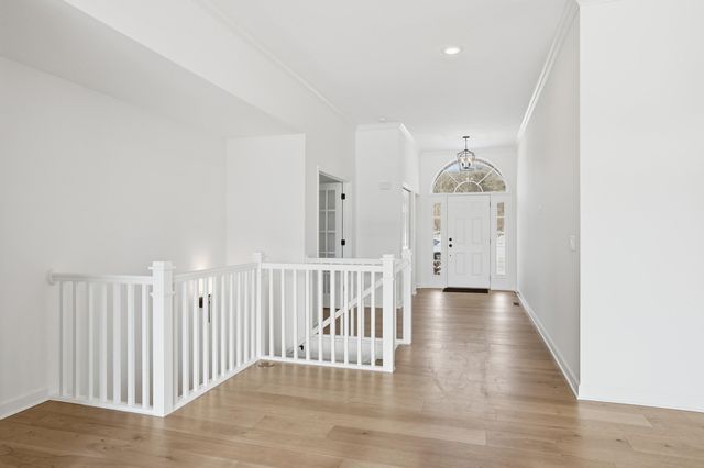 964 Ryan Court, Crown Point, IN 46307