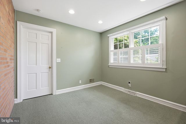 901 BARLEY DR, Greenville, DE 19807