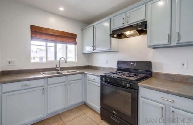 905 E 4th Street 6, National City, CA 91950