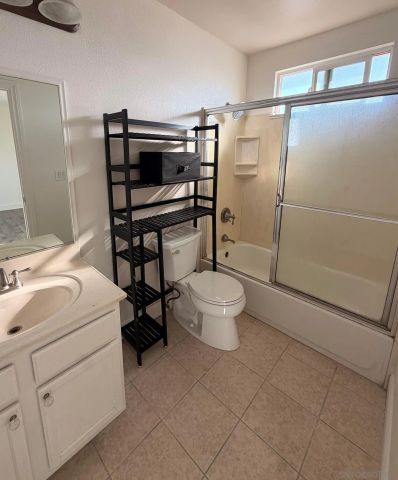 905 E 4th Street 6, National City, CA 91950