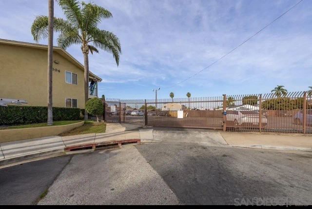 905 E 4th Street 6, National City, CA 91950