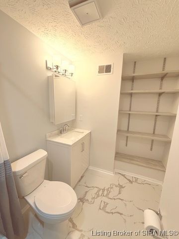 2116 W State Road 56, Scottsburg, IN 47170