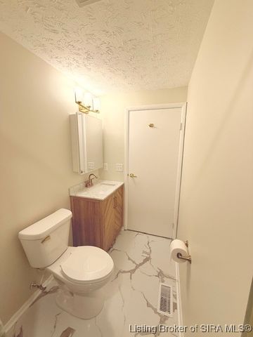 2116 W State Road 56, Scottsburg, IN 47170