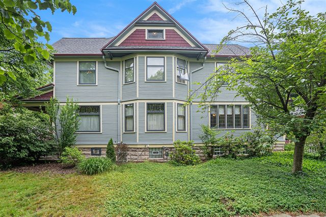 162 W 14th Street, Holland, MI 49423