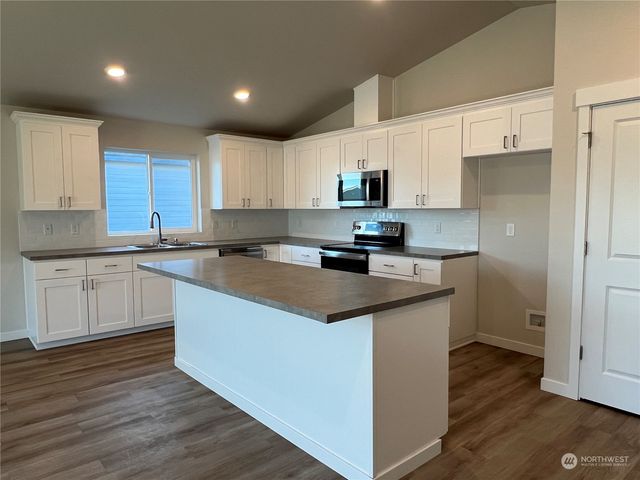 515 W Bufflehead Boulevard, Moses Lake, WA 98837